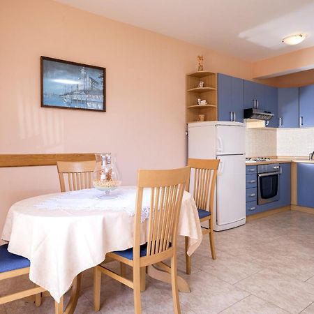 Apartments Zlata Stari Grad  Pokój zdjęcie