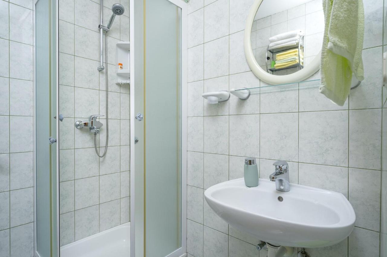 Apartments Zlata Stari Grad  Zewnętrze zdjęcie